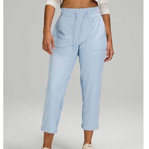 lululemon athletica Pants - Lululemon Beyond the Studio Crop 6 Blue Linen Jogger Lined Sweatpant